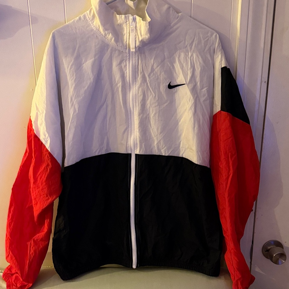 Nike Men's White Black Red Colorblock Windbreaker Jacket